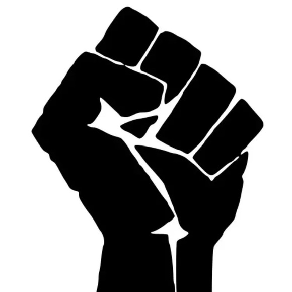 Meet your Posher, Kami - Picture 1 of 1